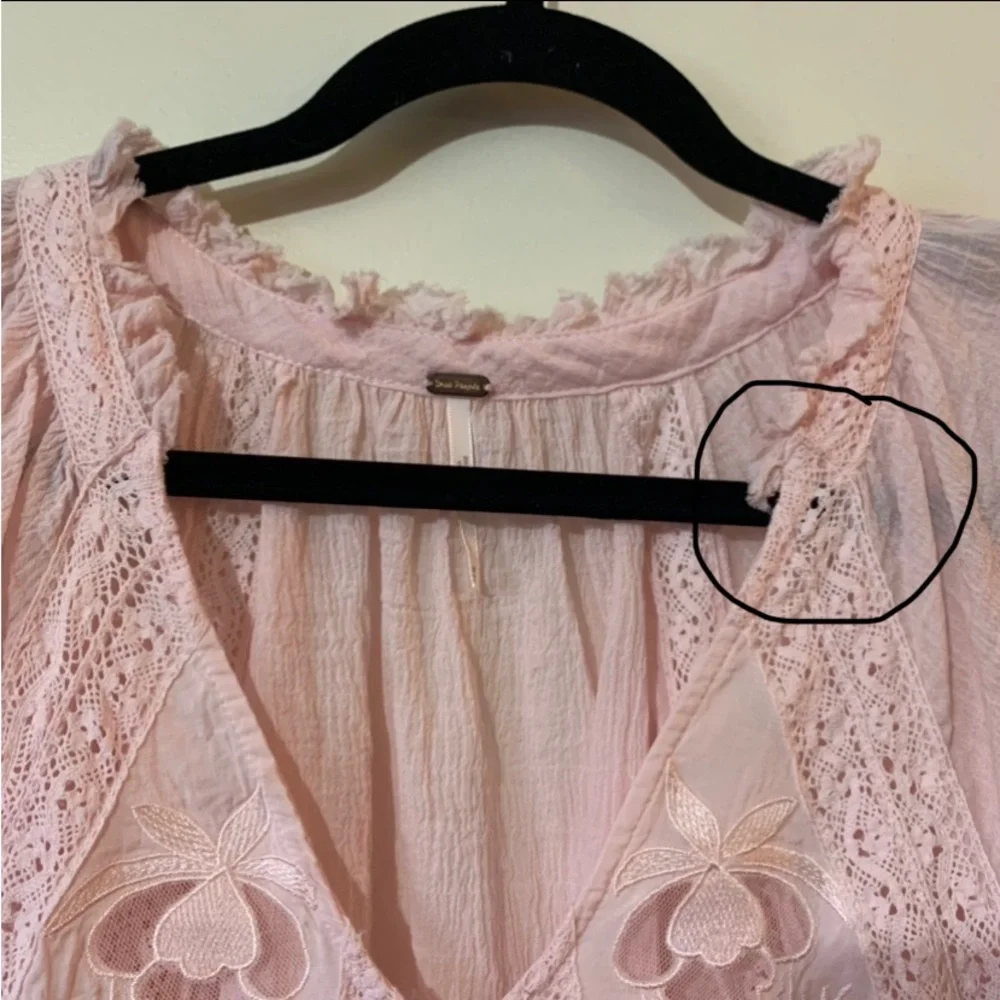 - Free People Silvan Embroidered Light Pink Floral Pullover Blouse Size